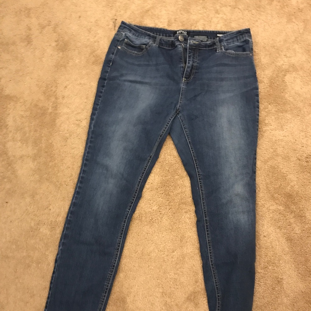 Buffalo Women’s Jenas